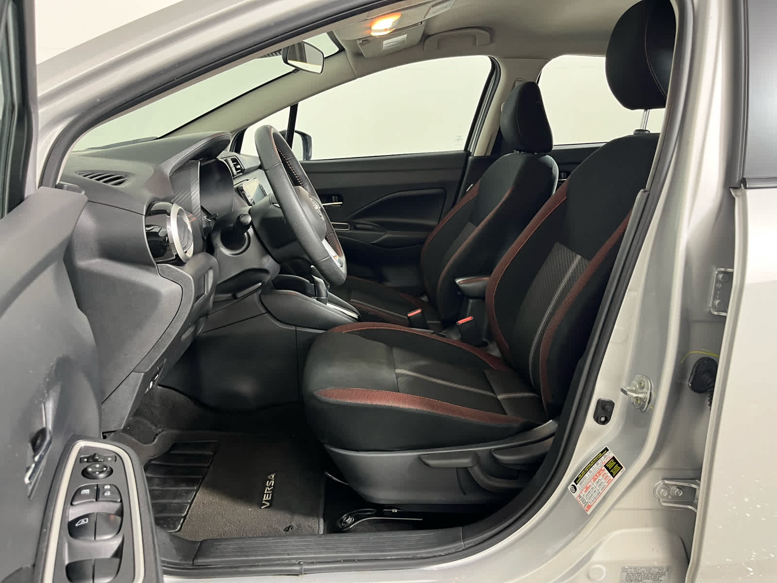 2024 Nissan Versa SR