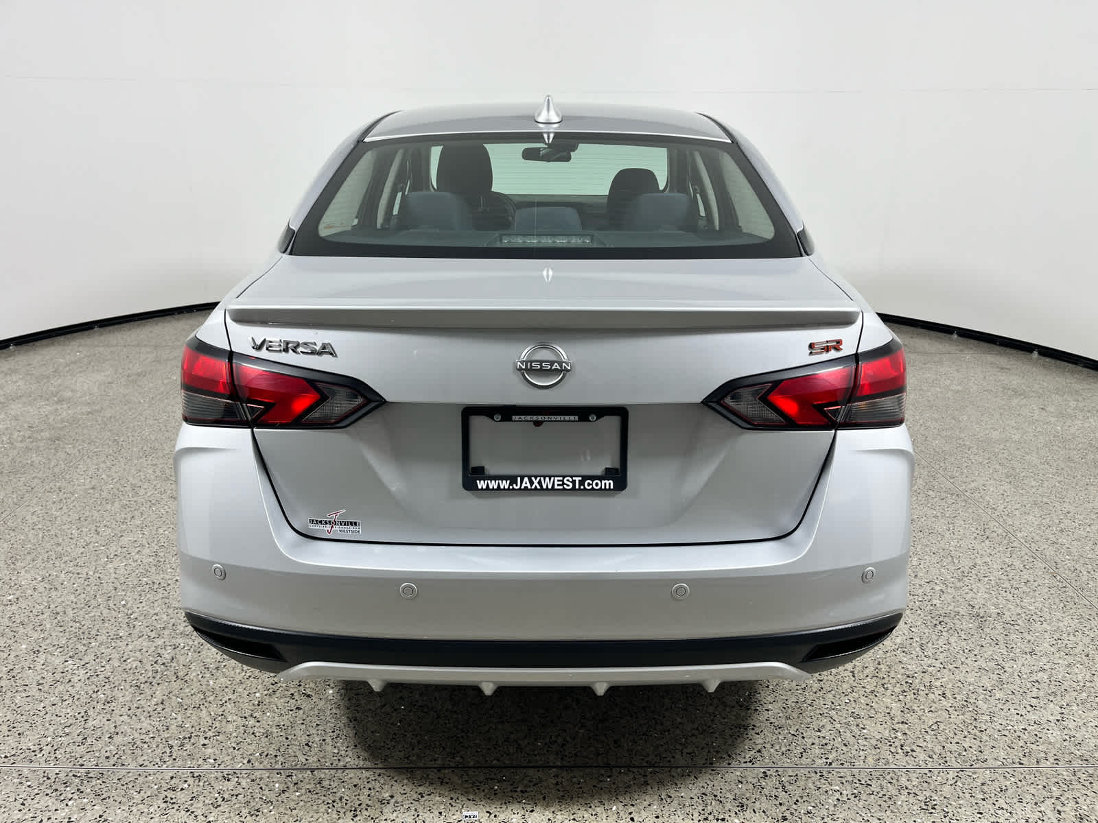 2024 Nissan Versa SR