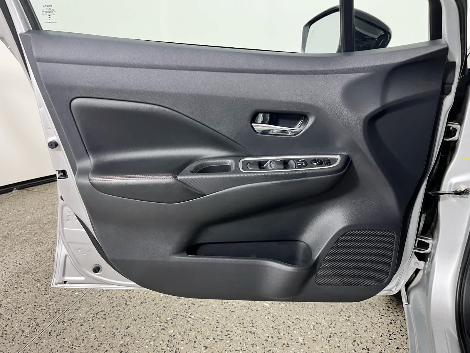 2024 Nissan Versa SR