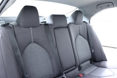 2022 Toyota Camry Hybrid LE