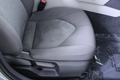 2022 Toyota Camry Hybrid LE