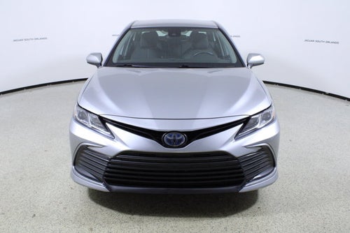 2022 Toyota Camry Hybrid LE