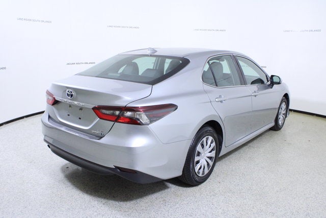 2022 Toyota Camry Hybrid LE