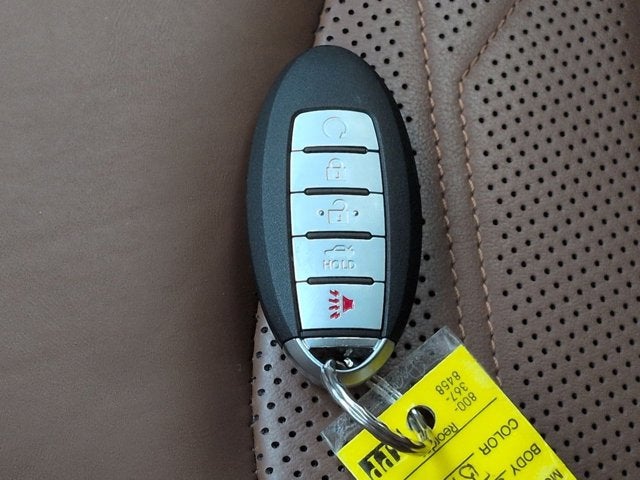 2023 Nissan Pathfinder Platinum