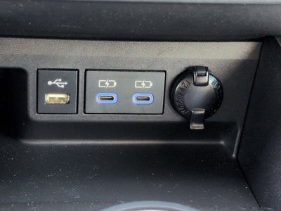 2022 Toyota Highlander Hybrid Bronze Edition