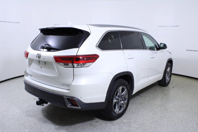 2017 Toyota Highlander Limited