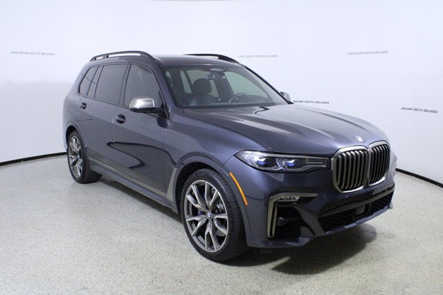2022 BMW X7 M50i