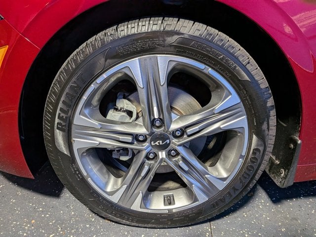 2023 Kia K5 EX