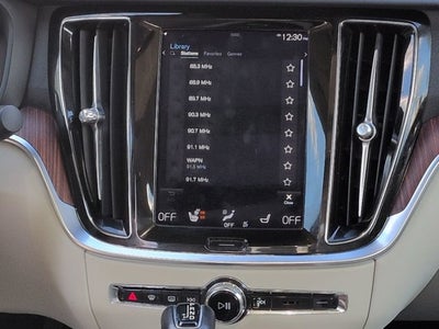 2021 Volvo S60 Momentum