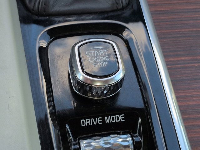 2021 Volvo S60 Momentum