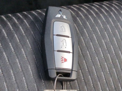 2023 Mitsubishi Outlander ES