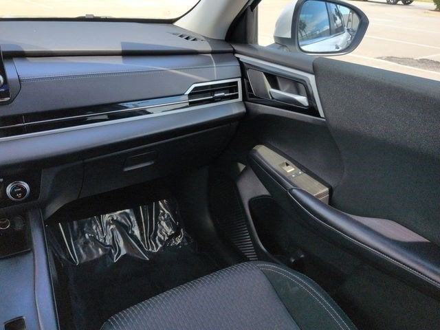 2023 Mitsubishi Outlander ES