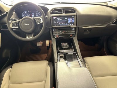 2020 Jaguar F-PACE 25t R-Sport