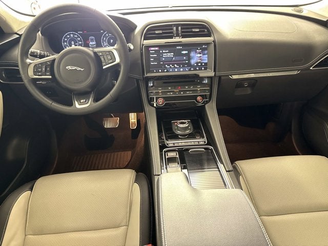 2020 Jaguar F-PACE 25t R-Sport