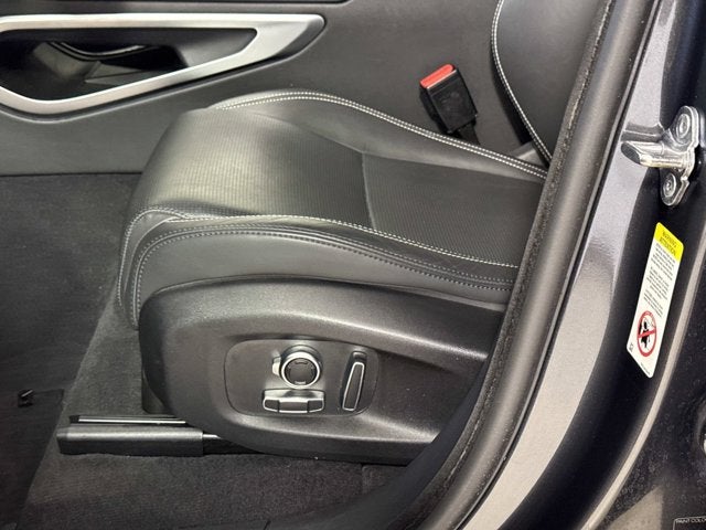 2025 Jaguar F-PACE R-Dynamic S