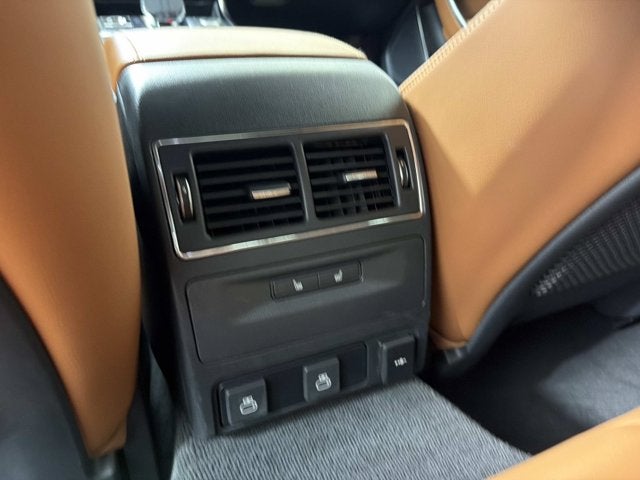 2024 Jaguar XF R-Dynamic SE