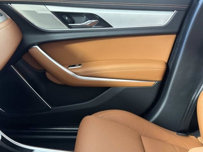 2024 Jaguar XF R-Dynamic SE