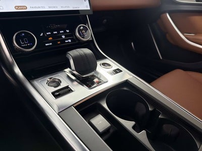 2024 Jaguar XF R-Dynamic SE