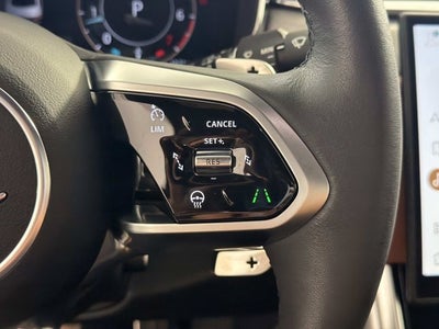 2024 Jaguar XF R-Dynamic SE