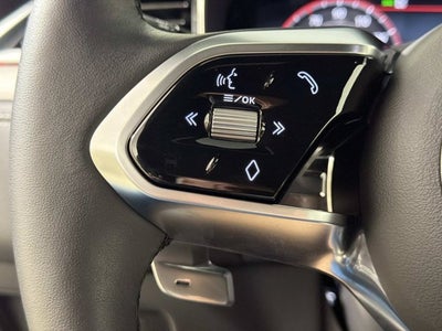 2024 Jaguar XF R-Dynamic SE