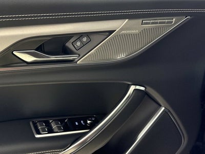 2024 Jaguar XF R-Dynamic SE