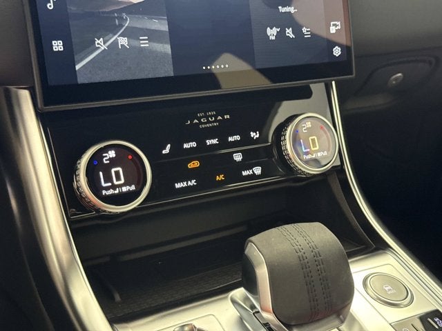 2024 Jaguar XF R-Dynamic SE