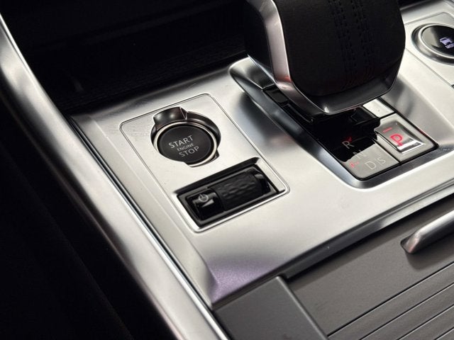 2024 Jaguar XF R-Dynamic SE