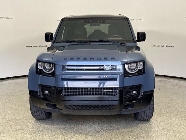 2023 Land Rover Defender X-Dynamic SE