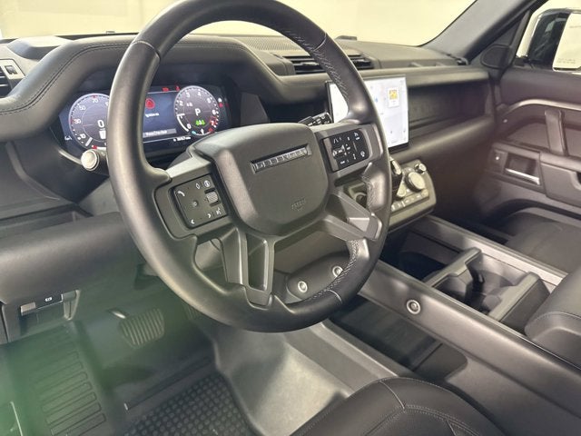 2025 Land Rover Defender X-Dynamic SE