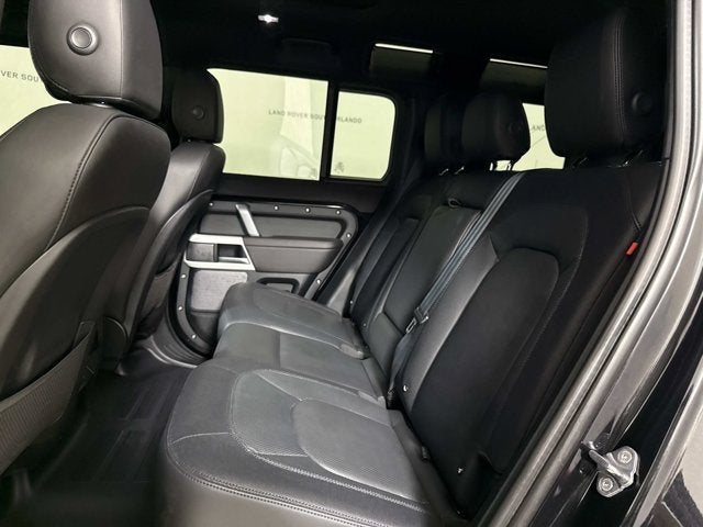 2024 Land Rover Defender X-Dynamic SE