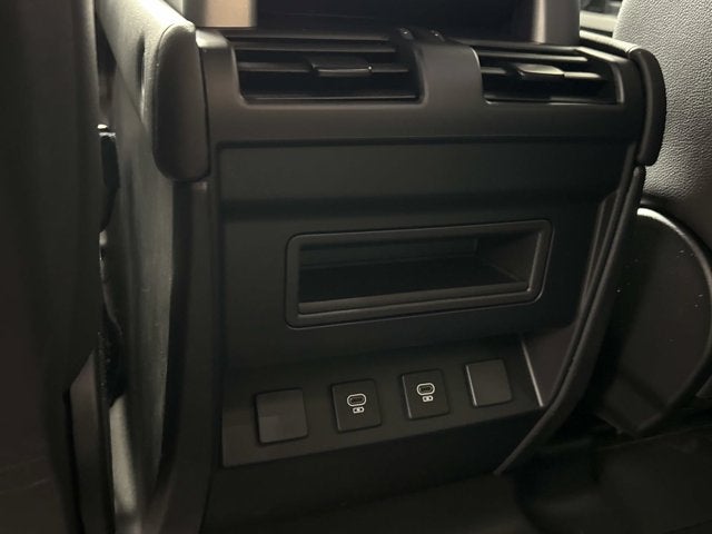2024 Land Rover Defender X-Dynamic SE