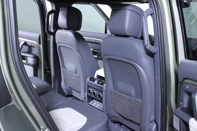 2023 Land Rover Defender X-Dynamic SE