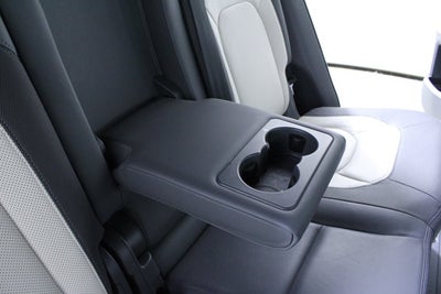 2023 Land Rover Defender X-Dynamic SE