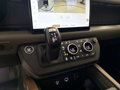 2022 Land Rover Defender X-Dynamic HSE