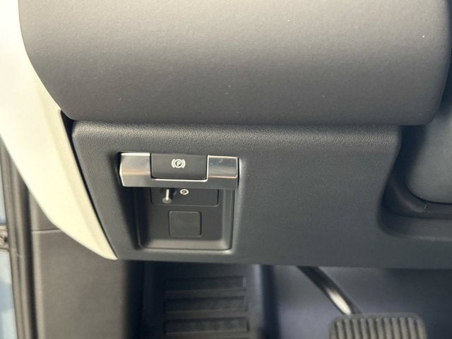 2026 Land Rover Defender S