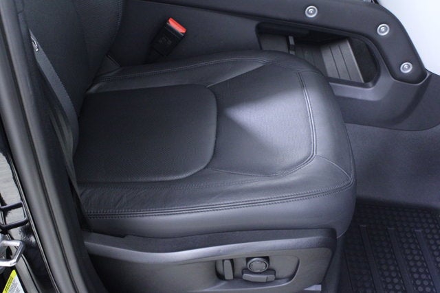 2024 Land Rover Defender S