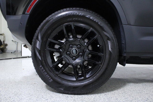 2024 Land Rover Defender S