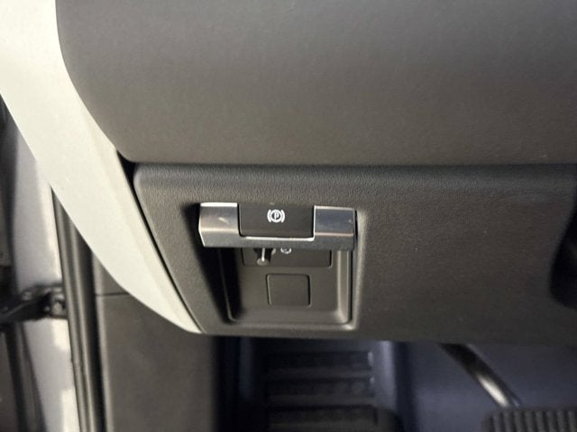 2024 Land Rover Defender S