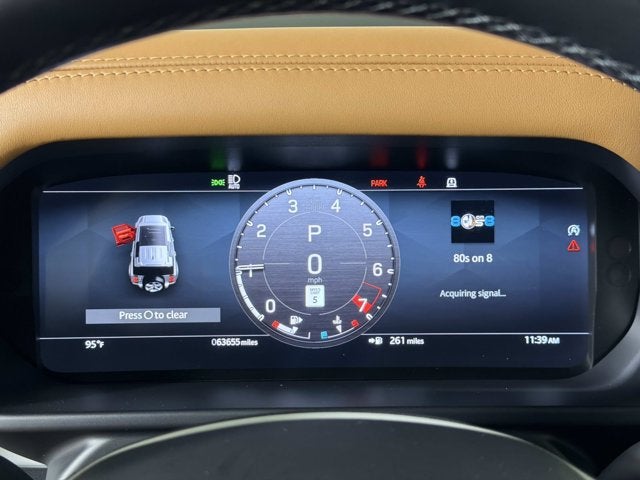 2023 Land Rover Defender SE