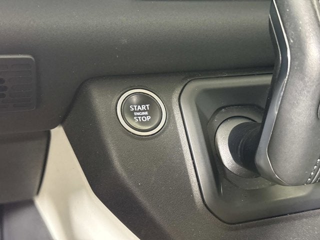 2020 Land Rover Defender SE