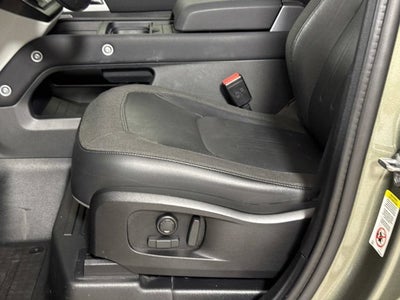 2020 Land Rover Defender SE