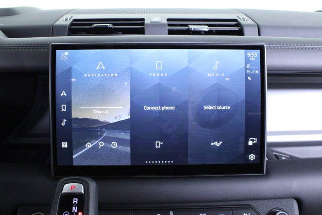 2025 Land Rover Defender V8