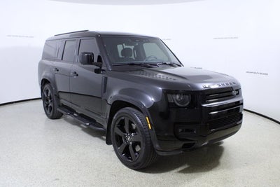 2025 Land Rover Defender V8