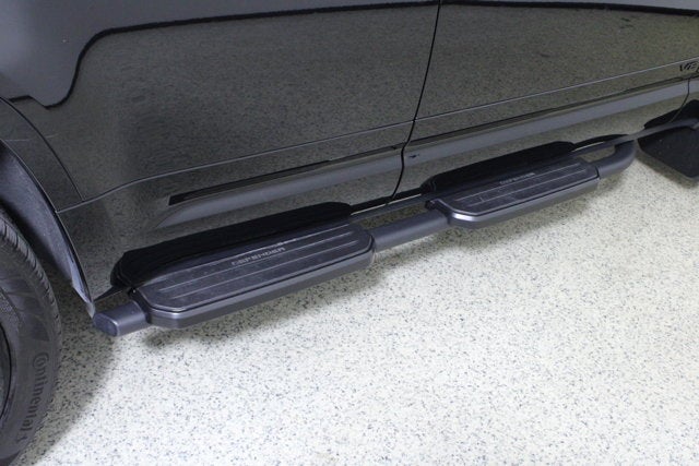 2025 Land Rover Defender V8