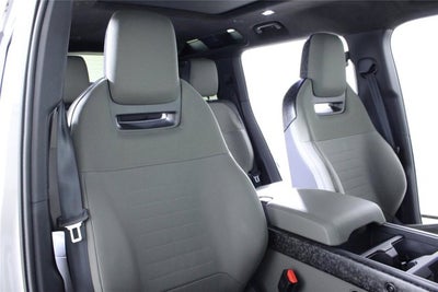 2026 Land Rover Defender OCTA