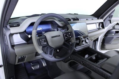 2026 Land Rover Defender OCTA