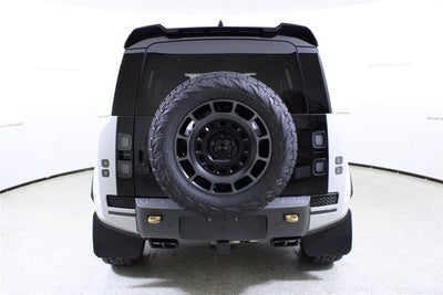 2026 Land Rover Defender OCTA