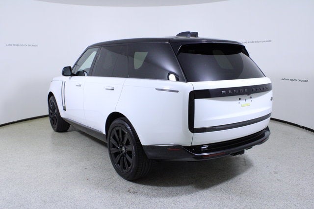 2023 Land Rover Range Rover SE