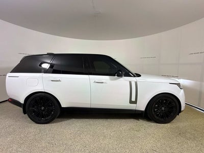 2025 Land Rover Range Rover SE
