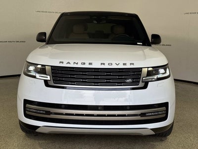 2025 Land Rover Range Rover SE